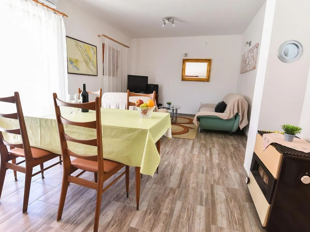 Serene Holiday Home In Veli I With Fenced Garden Veli Iž
