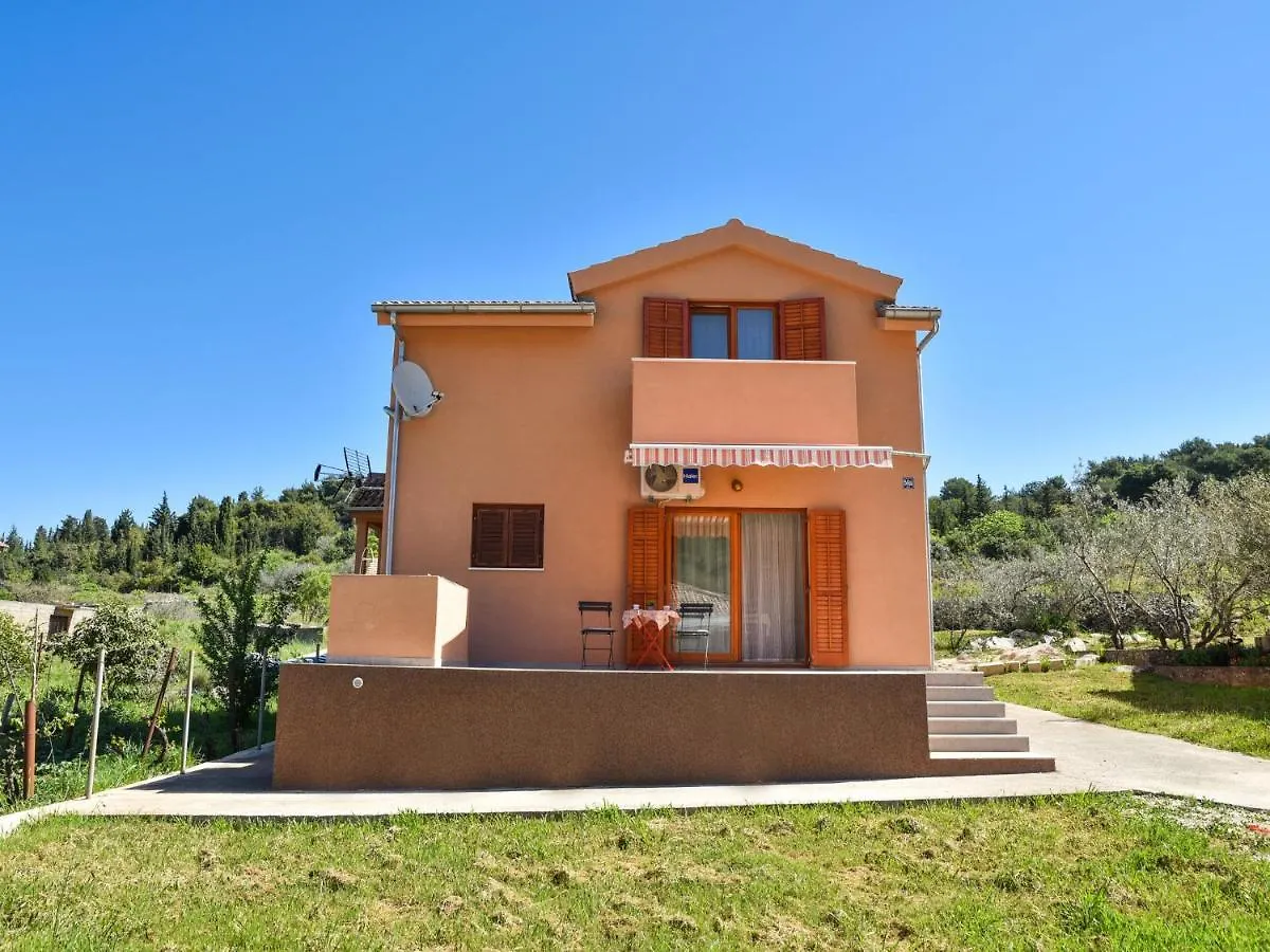 Serene Holiday Home In Veli I With Fenced Garden Veli Iž