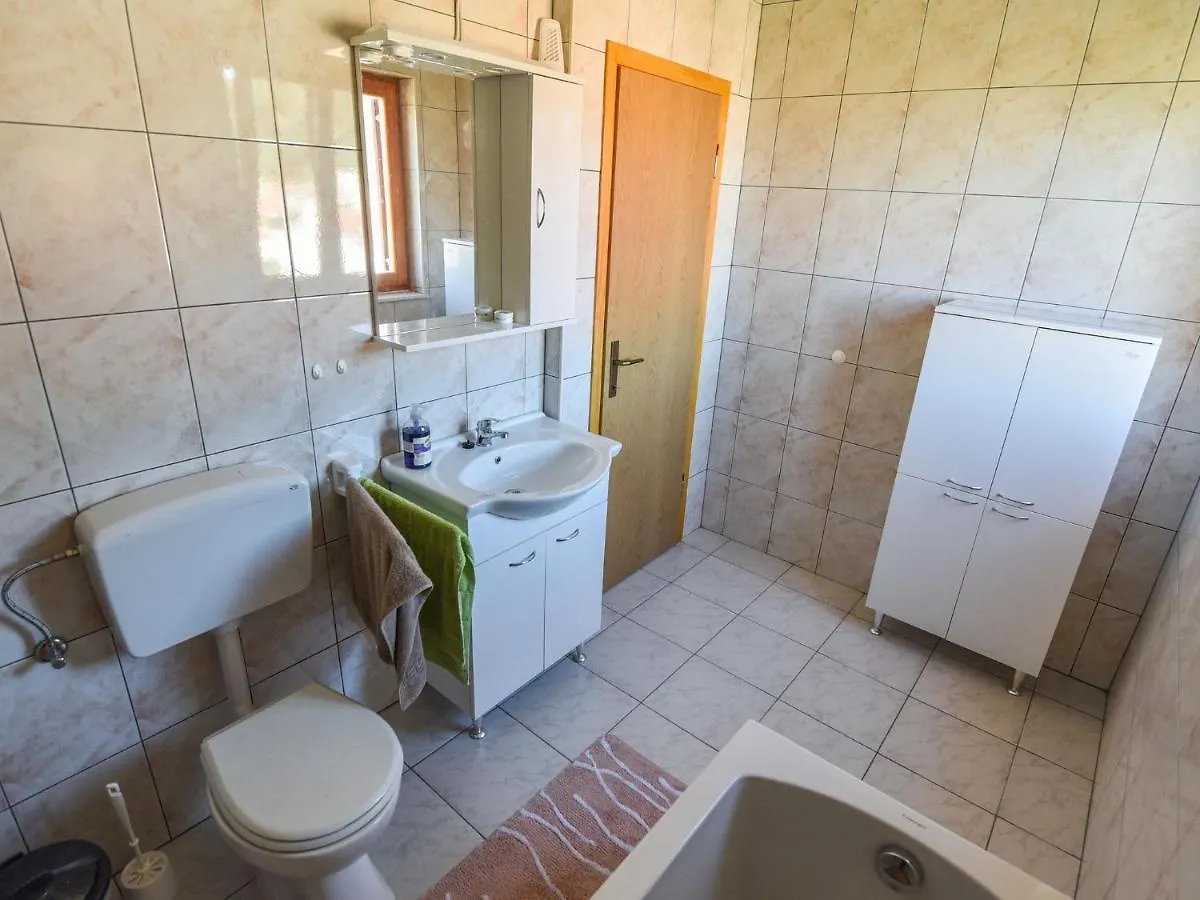 Serene Holiday Home In Veli I With Fenced Garden Veli Iž 0*,