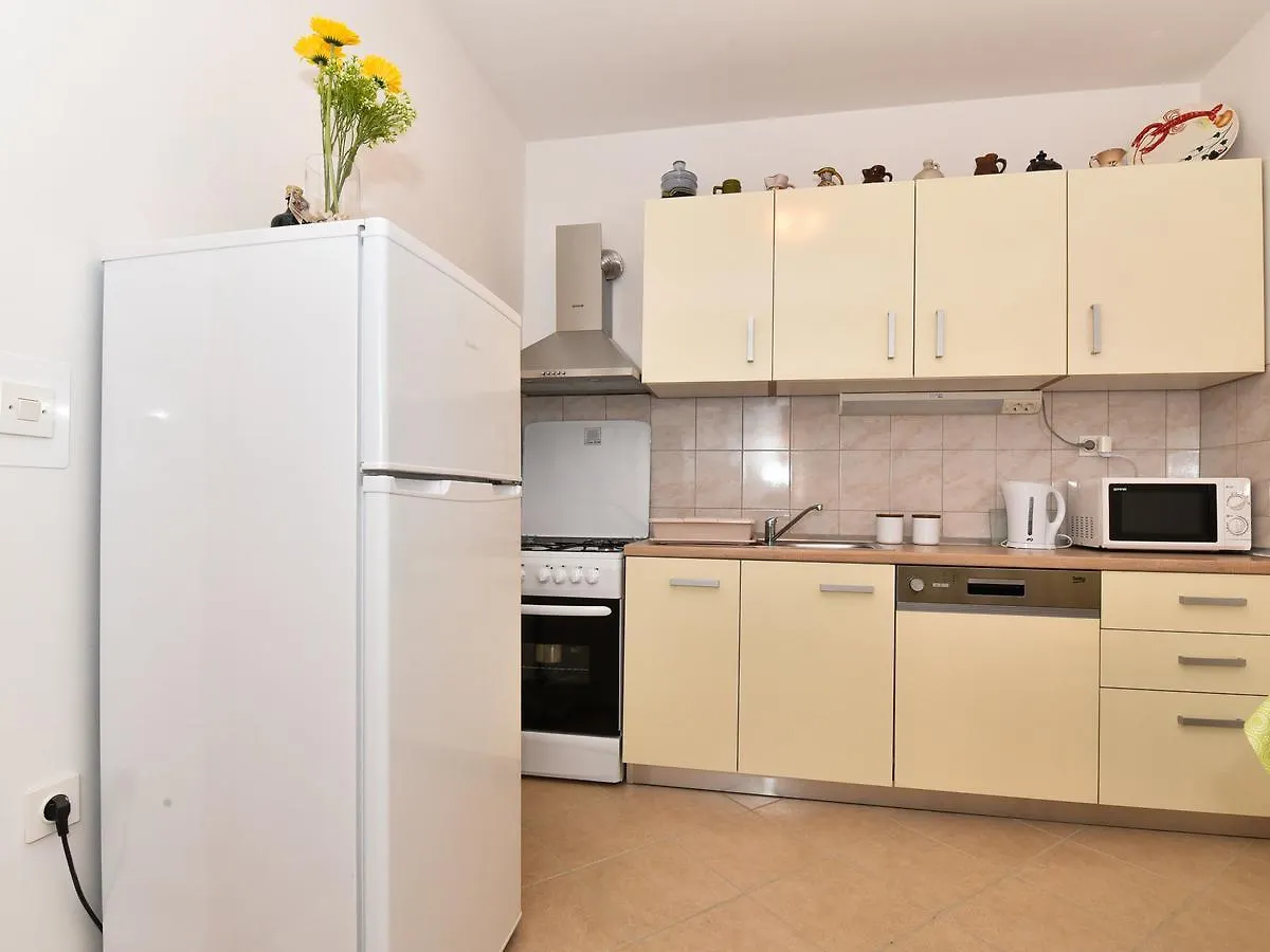 Serene Holiday Home In Veli I With Fenced Garden Veli Iž